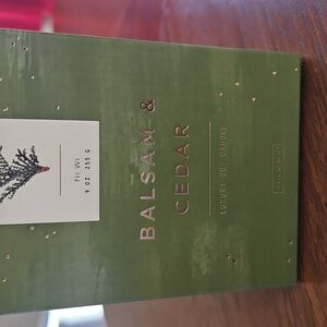 Illume Balsom and Cedar Small Boxed Crackle Glass Candle